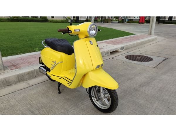 ใช้เพียง 6 พัน km. ลดราคา Moto Parilla Levriero 150 สีเหลืองครับ รูปที่ 3